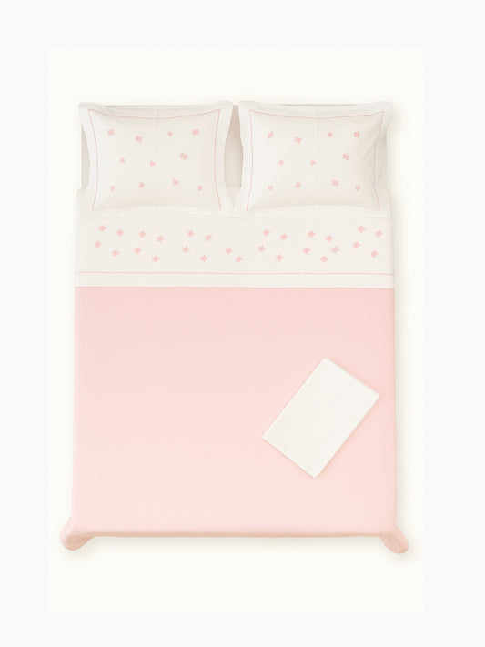 Güliz – Kalp Motifli Pamuklu Saten Çift Kişilik Nevresim Takımı