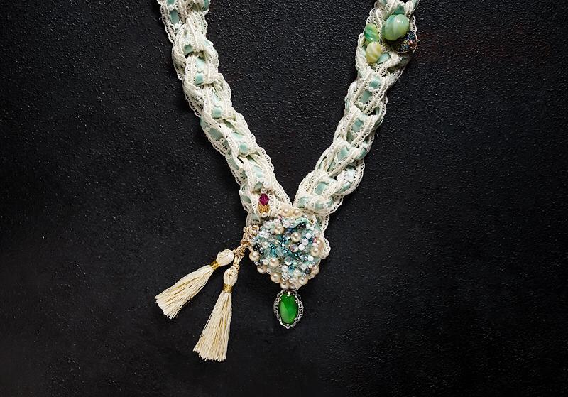 Spring Tip – Silk Mortar Necklace with Ribbon and Stones