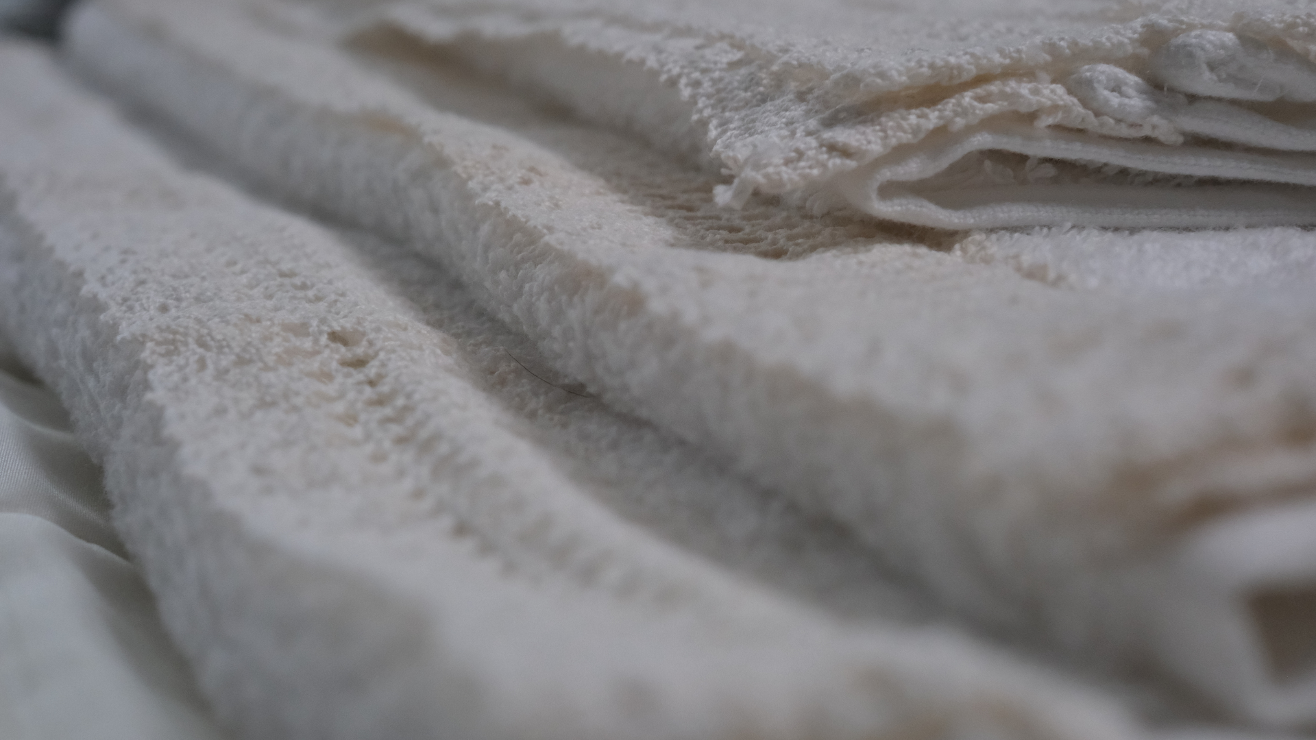 Vintage Fransız danteli ve %100 el işçiliğiyle hazırlanan, gelin ve çeyiz için ideal bir şase.