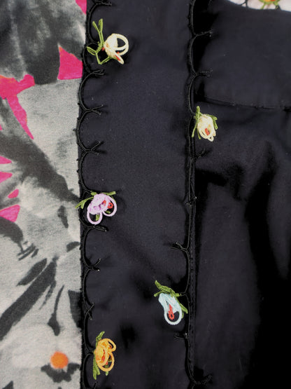 Şahende – Satin Kimono Decorated with Shuttle Lace