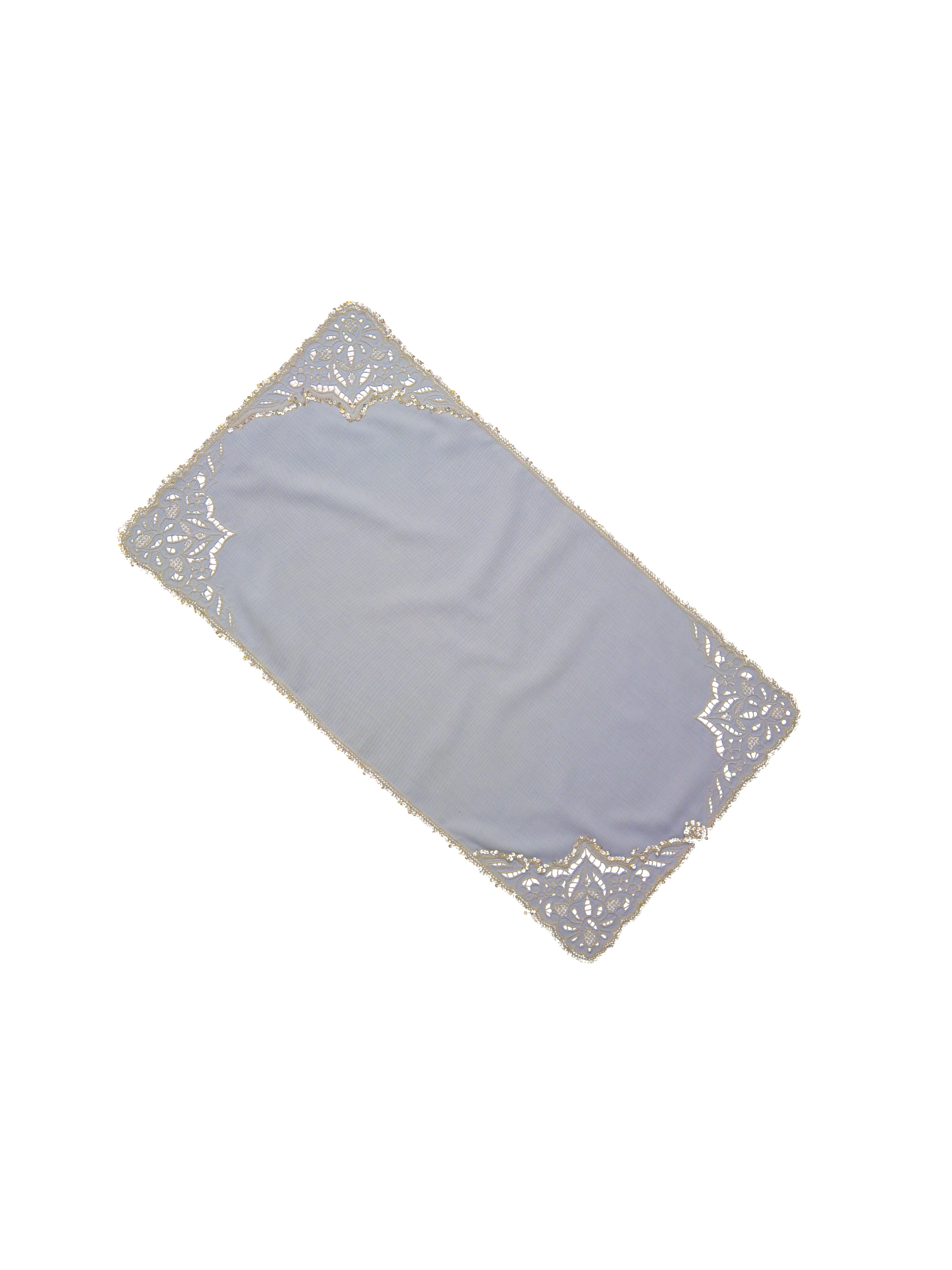 Kullanılmadan Muhafaza Edilen Vintage Beyaz İş Çalışmasından Uyarlanan Dekoratif Örtü